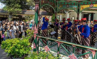 Pentas Musikan Mandalasana di Keraton Jogja Peringati Sumpah Pemuda