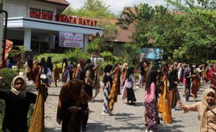 Satu-satunya di Klaten, SMKN 1 Rota Bayat Punya Jurusan Tekstil Batik & Keramik