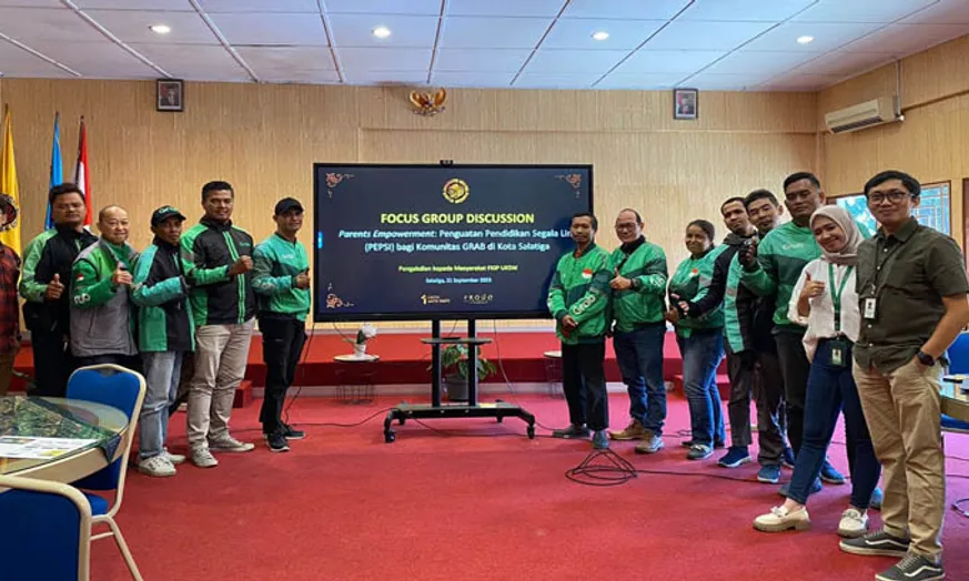 Kuatkan Pendidikan Anak, PGSD dan PG-PAUD UKSW Gandeng Komunitas Driver Grab