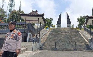 Gunung Lawu Kebakaran, Candi Cetho di Karanganyar Sepi Pengunjung 