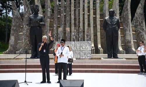 Survei Aksara: Ganjar-Mahfud Masih Unggul di Jateng