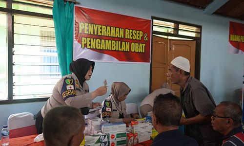 Bakti Sosial Alumni Akabri 1990, Ribuan Paket Sembako Dibagikan di Semarang