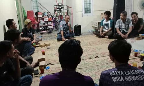 6 Anakan Ular Piton di Perumahan, Exalos Indonesia Turun Tangan