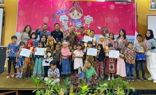 Semarak Hari Batik Nasional, Hotel Front One Sragen Gelar Lomba Menghias Donat