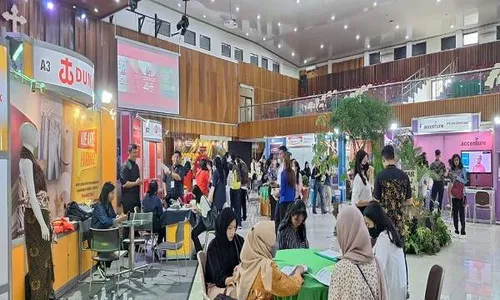 Job Seeker Merapat! Ratusan Lowongan Pekerjaan Ditawarkan di Job Fair UKSW