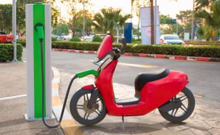 Kabar Baik! Subsidi Motor Listrik Naik dari Rp7 Juta Jadi Rp10 Juta