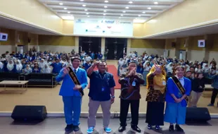 Begini Keseruan Siswa SMKN 8 Solo Ikut Monumen Pers Goes to School