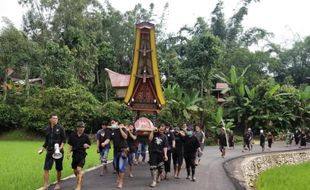 Magis Ritual Rambu Solo dan Terkuaknya Misteri Kerbau Belang Toraja nan Langka