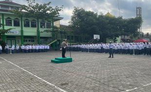 Perwira Polres Wonosobo Diterjunkan ke Sekolah, Ajak Cegah Perundungan