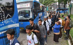 Layanan Shuttle Bus Gratis untuk Penonton Piala Dunia U-17 di Bandung