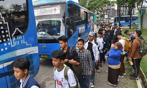 Layanan Shuttle Bus Gratis untuk Penonton Piala Dunia U-17 di Bandung