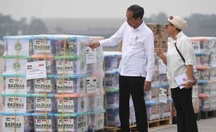 Jokowi Lepas Bantuan 51,5 Ton untuk Palestina, Lewat Mesir menuju Gaza