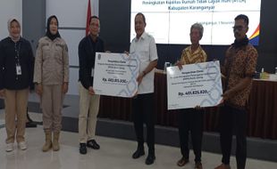 Turut Entaskan Kemiskinan, Bank Jateng Karanganyar Gelontor Dana CSR Rp2 Miliar