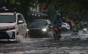 Tahun Baru 2024, BMKG Prediksi Curah Hujan dan Kemarau di Batas Normal