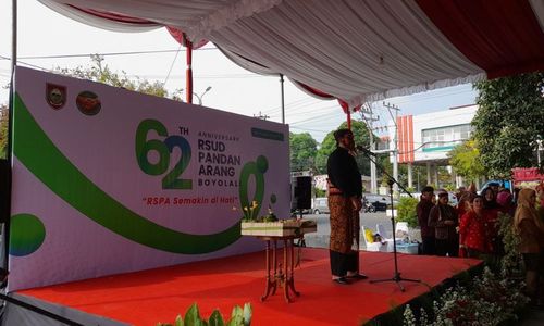 Serunya Acara HUT Ke-62 RSUD Pandan Arang Boyolali, Direktur Pakai Baju Warok