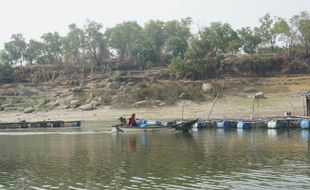 Petani Ikan di Waduk Gajah Mungkur Cemas Jelang Musim Hujan, Ini Alasannya!