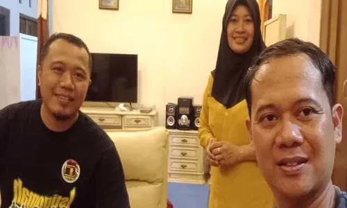 Ajak Foto Selfie Jadi Firasat Sebelum Imron Supomo Meninggal Dunia