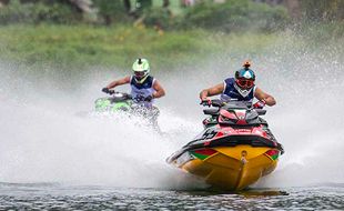 Pembalap Prancis Menangi Balap Endurance Jetski Aquabike 2023 di Danau Toba