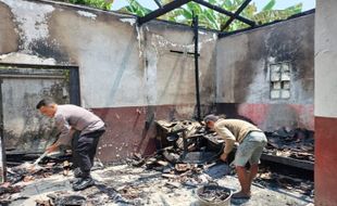 Diduga Korsleting, 1 Rumah di Ceporan Gantiwarno Klaten Terbakar