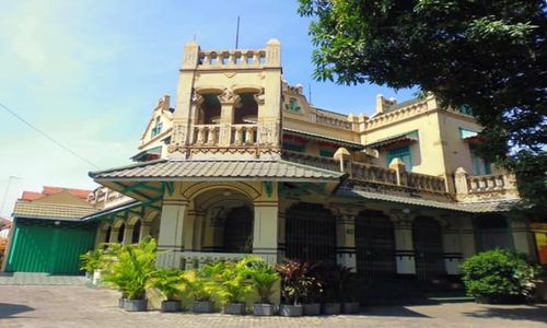 Saatnya Menyusuri Kota Lama di Gresik, Miliki Banyak Keistimewaan