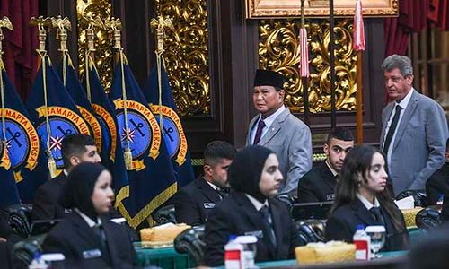 Prabowo Terima 22 Mahasiswa Palestina Penerima Beasiswa Pendidikan di Unhan