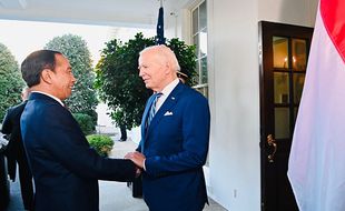 Tiba di Gedung Putih, Jokowi Disambut Hangat Presiden Joe Biden