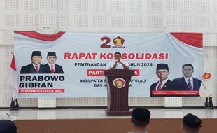 Menangkan Prabowo-Gibran, Seribuan Kader Gerindra 3 Daerah Kumpul di Salatiga