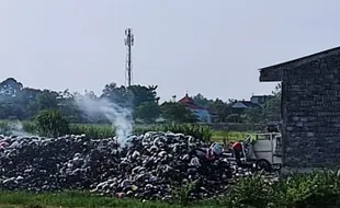 Sempat Jadi Polemik, Sampah Kembali Menumpuk di TPS Sawahan Ngemplak Boyolali