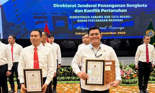 Mantap! Mantan Kapolresta Solo Raih Penghargaan dari Menteri ATR & Panglima TNI