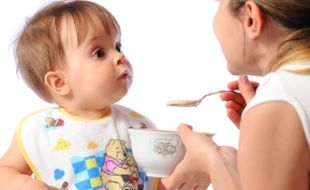 Pola Asuh Orang Tua Pengaruhi Selera Makan Anak