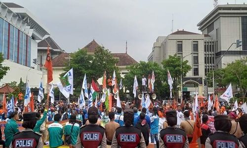 Penetapan UMK 2024 Diwarnai Demo, Buruh Minta Ketemu Pj Gubernur Jateng