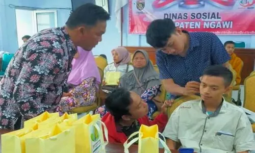 9 Penyandang Disabilitas Tuna Rungu di Ngawi Terima Alat Bantu Dengar