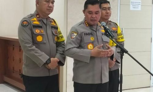 Kabaharkam Polri: Tidak Ada Fakta Polisi Pasang Baliho Capres