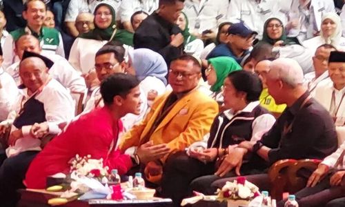 Gibran Ungkap Alasan Sungkem ke Megawati di Kantor KPU