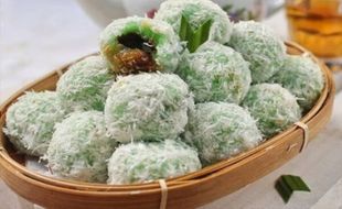 Belajar Sederhana dari Penganan Klepon, Kanthi Lelaku Pesti Ana