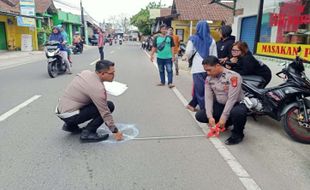 Innalillahi, Bocah 3 Tahun Meninggal Ditabrak Pikap saat Nyebrang di Sleman