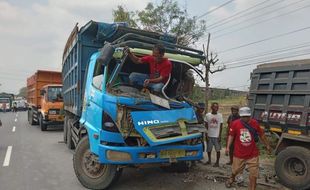 Kecelakaan Truk Seruduk Truk di Jalan Jogja-Solo Ceper Klaten, Kabin Ringsek