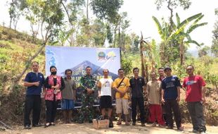 Laras Asri Resort & Spa Salatiga Salurkan Bantuan 4.000 Liter Air Bersih