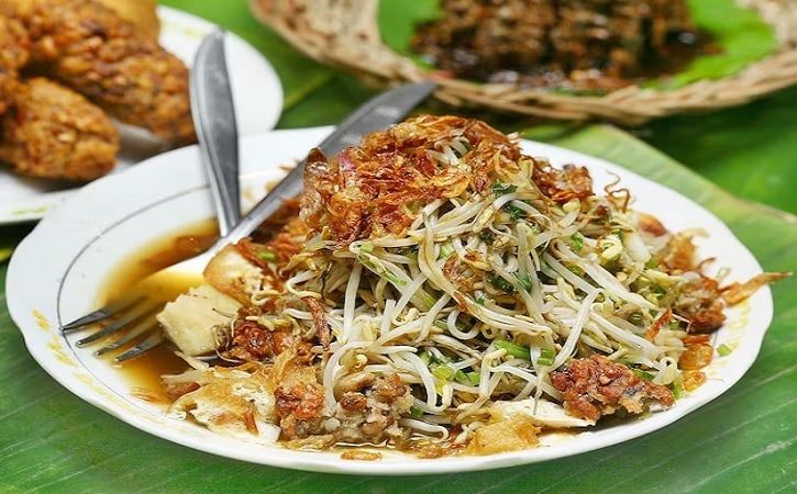 Belajar Sederhana dari Sepiring Lontong Balap Khas Surabaya