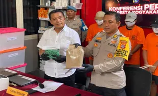 Pabrik Obat Palsu di DIY Dibongkar Polisi, Ini Deretan Obat yang Diproduksi