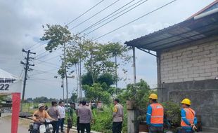 Tersetrum saat Pasang Lampu untuk Pengajian, Pemuda Juwiring Klaten Meninggal