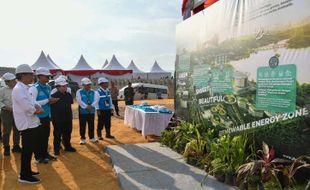 Presiden Groundbreaking PLTS PLN 50 MW di IKN, Hadirkan 100% Energi Bersih