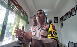 Ugal-ugalan di Jalan, Polisi Gadungan di Semarang Disuruh Push Up