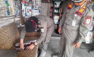 Jual Rokok Ilegal, Emak-emak Pemilik Warung di Bayat Klaten Didenda Rp1 Juta