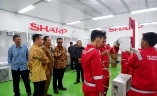 Tingkatkan Kompetensi Warga Karawang, Sharp Gelar Program Pelatihan Teknisi AC