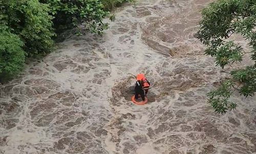 Cari Ikan di Kali Panjang, 2 Remaja Ambarawa Terjebak Arus