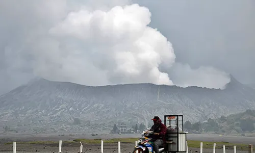 BB TNBTS Batasi Wisata Gunung Bromo Dampak Peningkatan Aktivitas Vulkanik