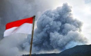 Gunung Marapi Meletus Lagi, Operasional Bandara Minangkabau Padang Ditutup