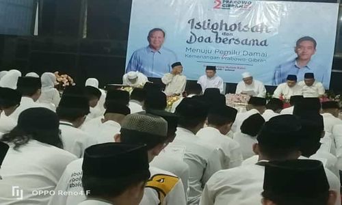 Istigasah dan Doa Bersama Pemilu Damai di Rumah Ibunda Jokowi di Solo