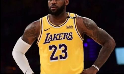 Usia 39 Tahun LeBron James Sudah Pecahkan Rekor dengan Cetak 39.380 Poin